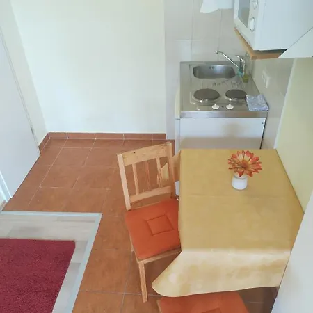 Anna Guest house 2*