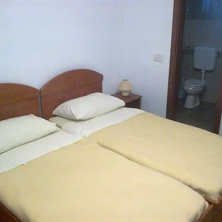 Pensión Anna